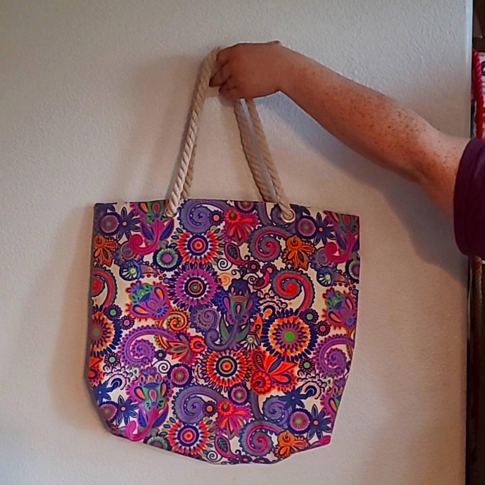 Tote bag